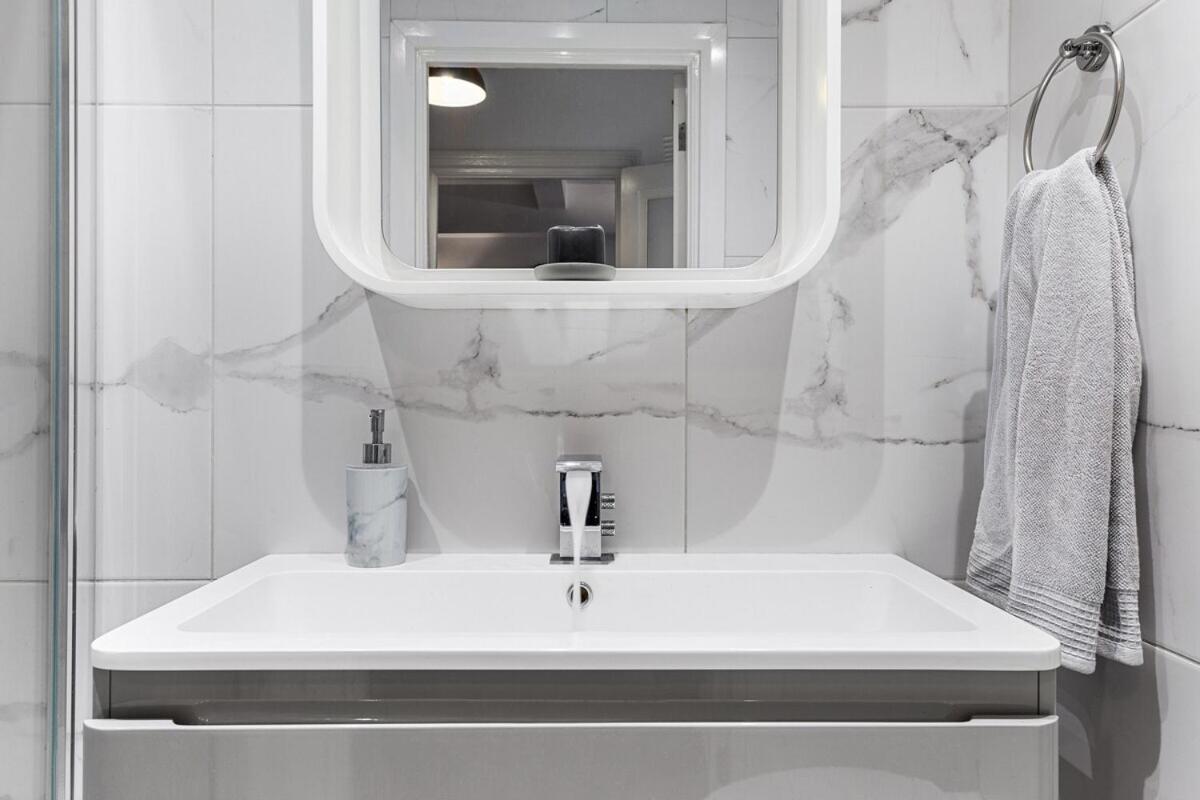 Central London Luxury, Relaxing Apartment! 2 Mins From Paddington Station! Kamer foto